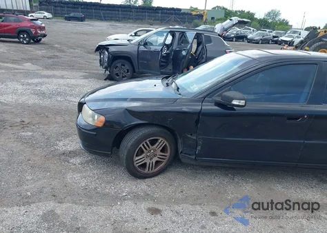 2008 Volvo S60 2.5T from USA, damaged, VIN YV1RS592682683853